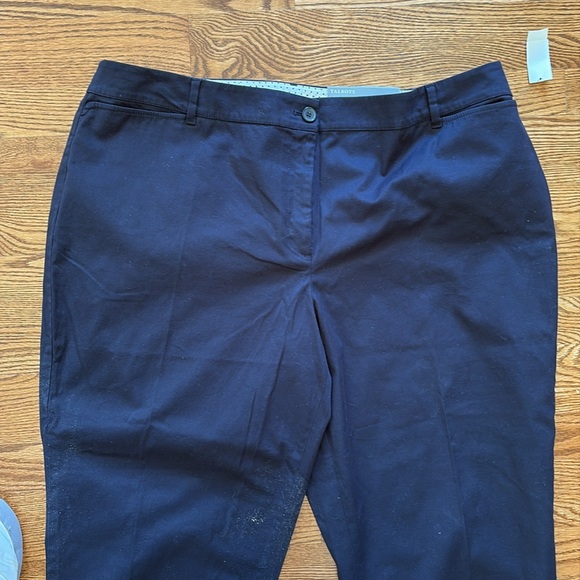 Talbots Perfect Crop Pants in Indigo Blue Size 18W - Picture 5 of 12